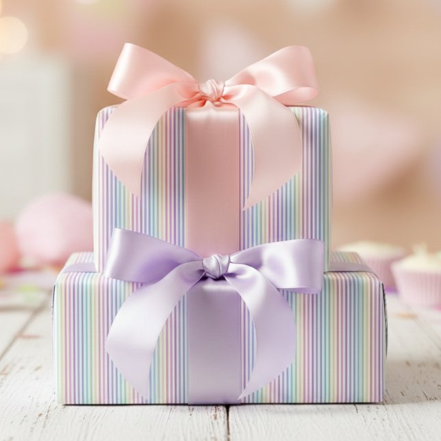 Papier Cadeau Trendy Chic Rainbow Stripes (Trendy Chic Colorful Rainbow Striped Pattern Feminine Birthday Gift Wrap. Multicolored Pinstripes)