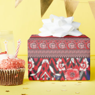 Papier Cadeau un tableau rouge et noir au coeur rouge