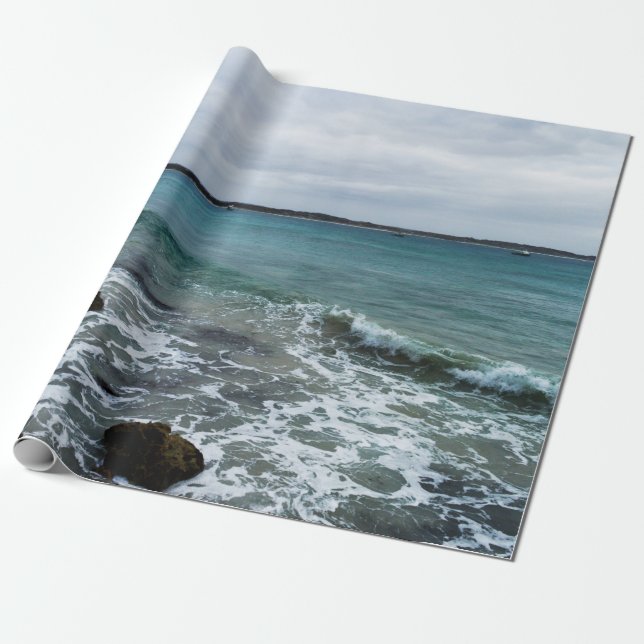 Papier Cadeau Vagues Et Bateaux De Pêche Sur L'Océan, (Déroulé)