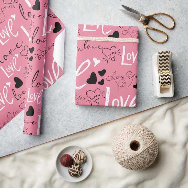 Papier Cadeau Valentines Coeurs et Love Typographie Motif (Artisanat)
