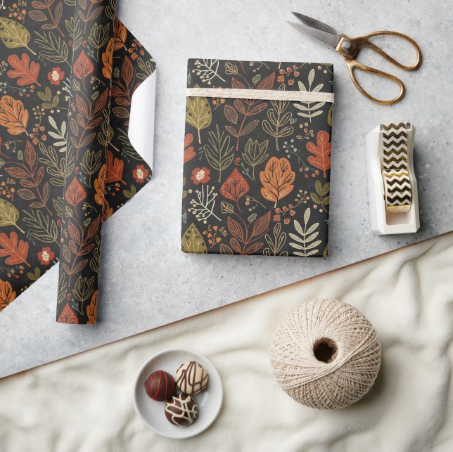 Papier Cadeau Whimsical Boho Autumn Leaves on Black (Artisanat)
