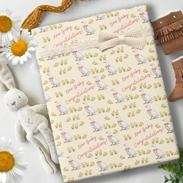 Papier Cadeau Whimsical Jaune Ducky Nouveau bébé Célébration (Whimsical Yellow Ducky New Baby Celebration Wrapping Paper)