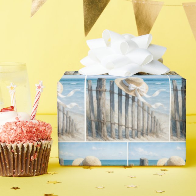 Papier Cadeau Woman's Summer Straw Hat In Ocean Breeze (Fête d'anniversaire)