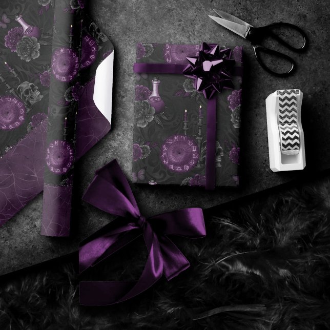 Papier Cadeau Zodiac Magie | Plum violet foncé Roses de crâne go (Créateur téléchargé)