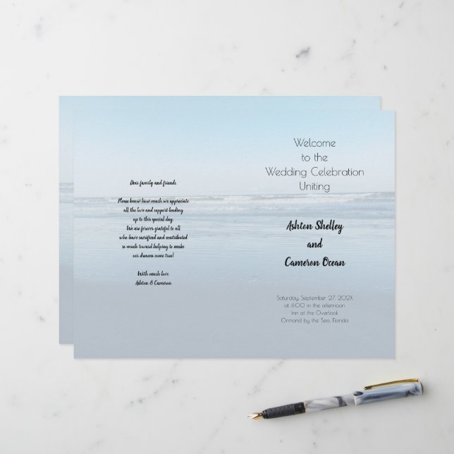 Papier Cérémonie de mariage plié simple sur la mer (Devant/Arrière en situation)