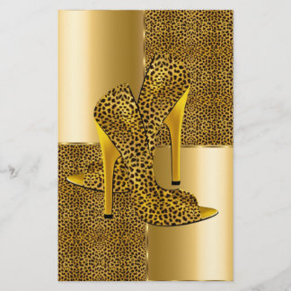 Papier Chaussures à talons hauts élégantes en léopard dor