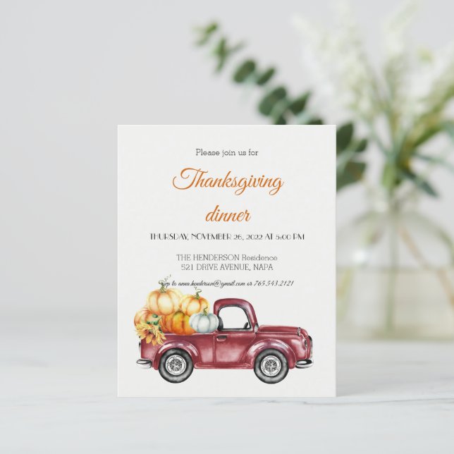 Papier Citrouille Budget Thanksgiving Diner Invitation. V (Debout devant)