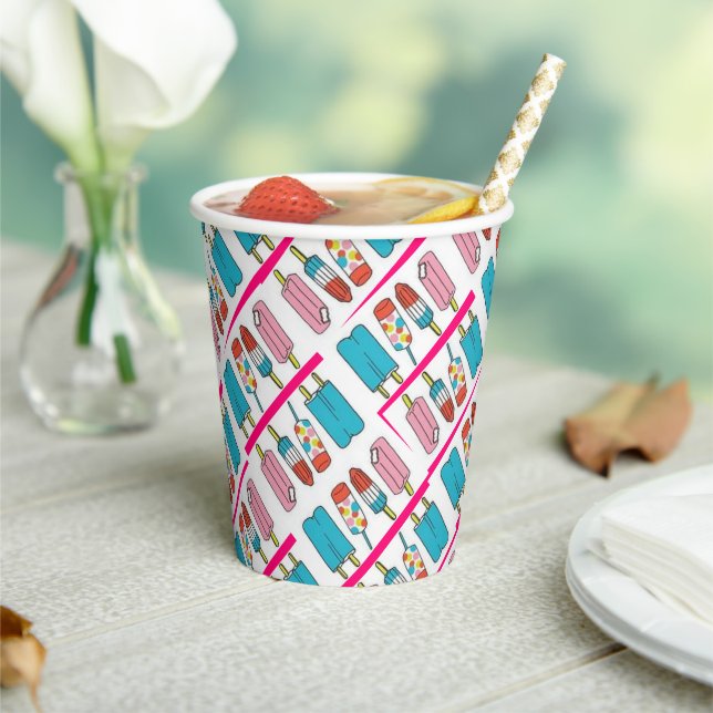 Papier-Cup-Populationen Pappbecher (In Situ)