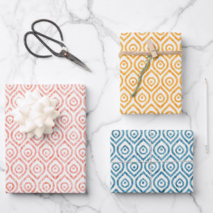 Papier d'emballage pour Noël avec motif ogee.