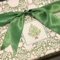 Papier d'enveloppement de folklore en vert