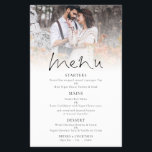 PAPIER | Foto-Overlay Hochzeit Danke Menü<br><div class="desc">PAPIER | Foto-Overlay Hochzeitsmenü und Danksagung. Ein großartiger Wert in der Größe 5, 5” x 8, 5” als Alternative zu PAPIER. Kombinieren Sie Ihr Menü mit einer Dankesnachricht auf der Rückseite. Eine informelle Typografie in Schwarz für die Haupttitel Menü und Danke, die den Rest des Textes ergänzt, den Sie leicht...</div>