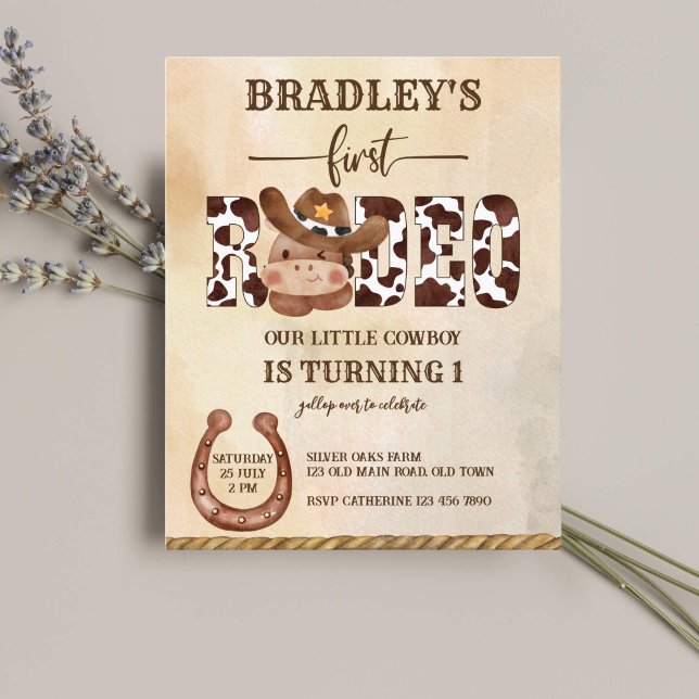 Papier Joli cheval rodéo cowboy anniversaire budget invit (Cute baby cowboy horse first rodeo birthday western invitation template cow pattern sript)