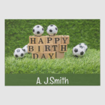 Anniversaire de football avec boules sur herbe ver