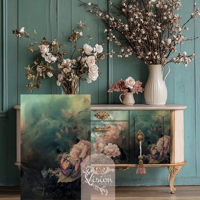 Papier Mousseline Garden Romance, Papillon et Floral (Garden Romance, Moody Ethereal Butterfly and Peony Floral, Decoupage Tissue Paper, 2020visionprints)