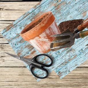Papier Mousseline outils de jardinage et planche patinée