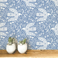 Colombes et fleurs blanches sur l'art de l'oiseau