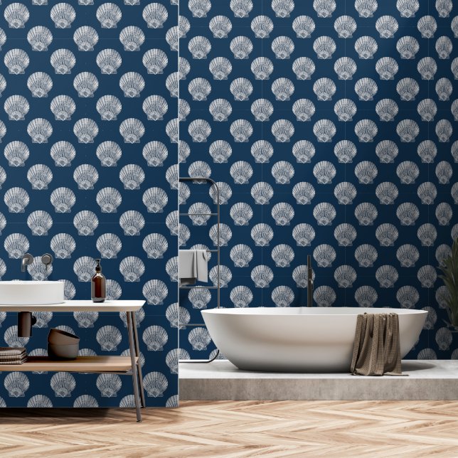 Papier Peint Sea Shells White sur Dark Blue Beach Wallpaper (Salle de bain)