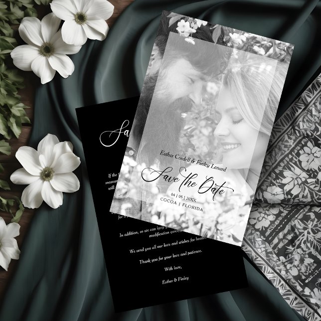 Papier Photo Budget Black White Minimalist Vellum Effect (Photo Budget Black & White Minimalist Vellum Effect Wedding save the Date With envelope.)