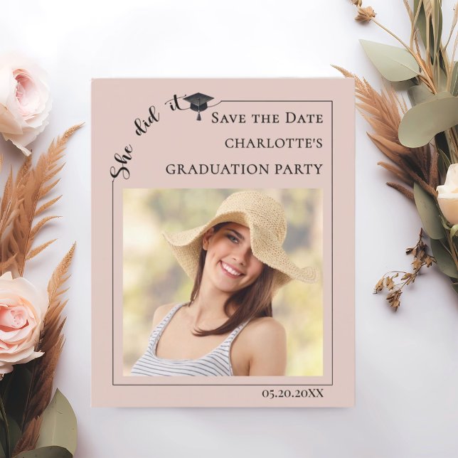 Papier Pink Photo Graduation Party Save the Date card (Créateur téléchargé)