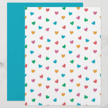 Papier scrapbook à motif de petits cœurs ludiques