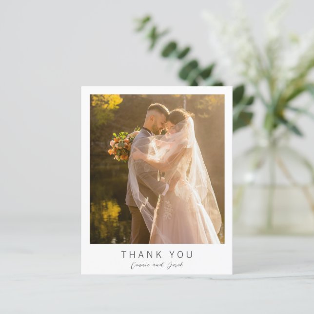 Papier Simple Photo Modern Budget Wedding Thank You Card (Debout devant)