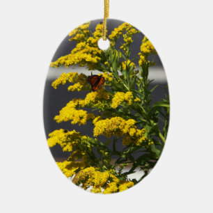 Papillon avec ornement Fleur sauvage jaune