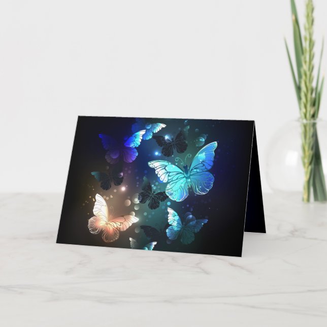Papillon de nuit voltigeant (Devant)
