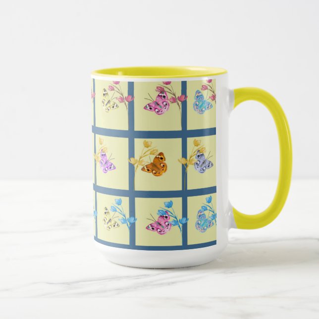 Papillons et fleurs gaies Mug (Droite)