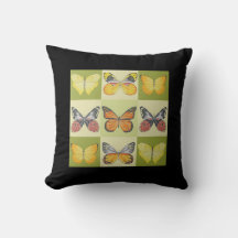 Papillons sur un Coussin