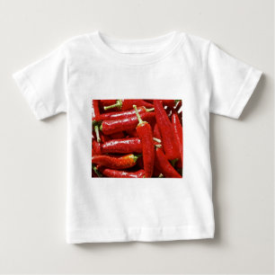 Paprikaschoten mit rotem Chili Baby T-shirt