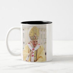 Papst Benedikt XVI. Zweifarbige Tasse