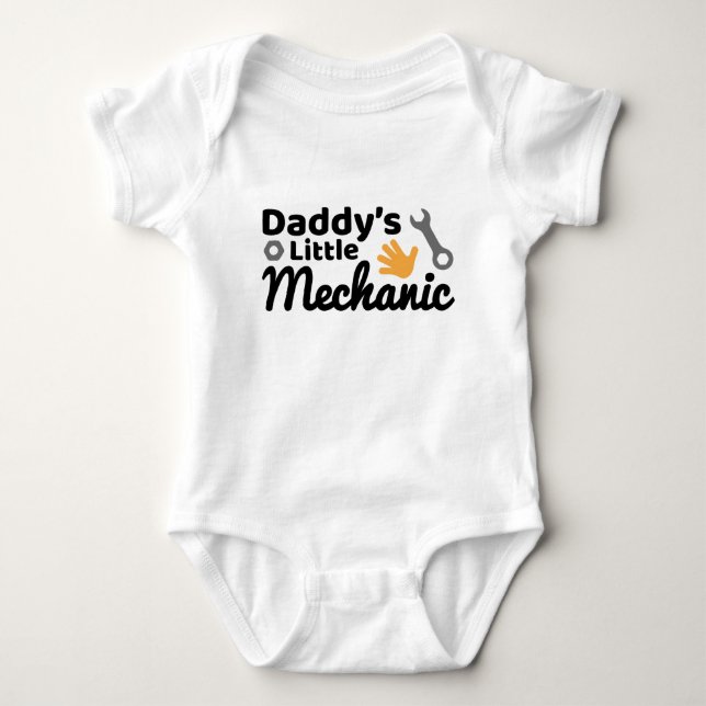 Papys kleiner mechanischer Babyanzug Baby Strampler (Vorderseite)