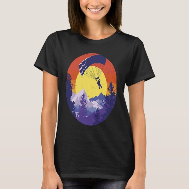 Parachute Guy Adventure in the mountains and beach T-Shirt (Vorderseite)