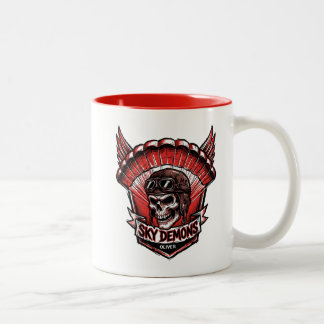 Parachute Skull Wings Sky Demons Motorcycle Club Zweifarbige Tasse