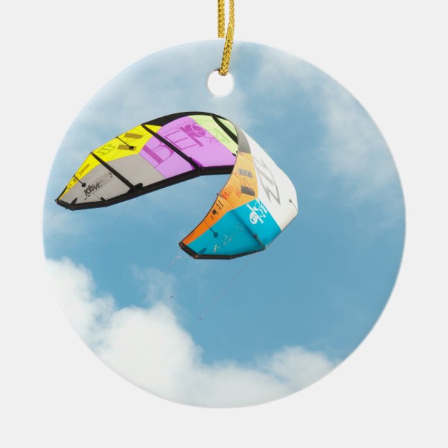 PARAGLIERUNG KERAMIKORNAMENT (Vorne)