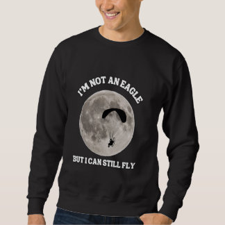Paramotorflug Pilot Pilotin mit einem Sweatshirt