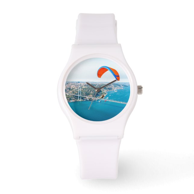 Paramotorpiloten, die über den Bosporus fliegen Armbanduhr (Vorderseite)