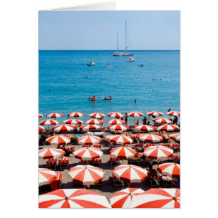 Parapluies sur la côte d'Amalfitan