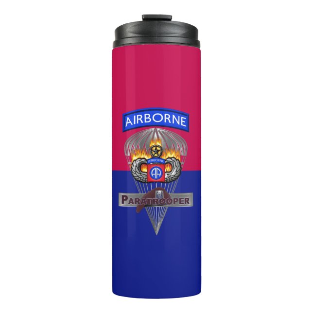 Paratrooper, 82. Im Flugzeug Thermosbecher (Vorderseite)
