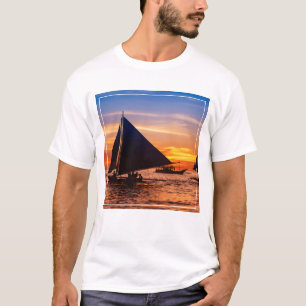 Paraw Segeln am Sonnenuntergang Philippines T-Shirt
