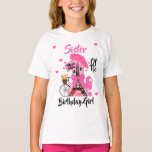 Paris Birthday Girl Sister | Eiffelturm T-Shirt<br><div class="desc">Feiern Sie Geburtstag mit diesem besonderen T - Shirt,  dem besonderen und personalisierten Design</div>