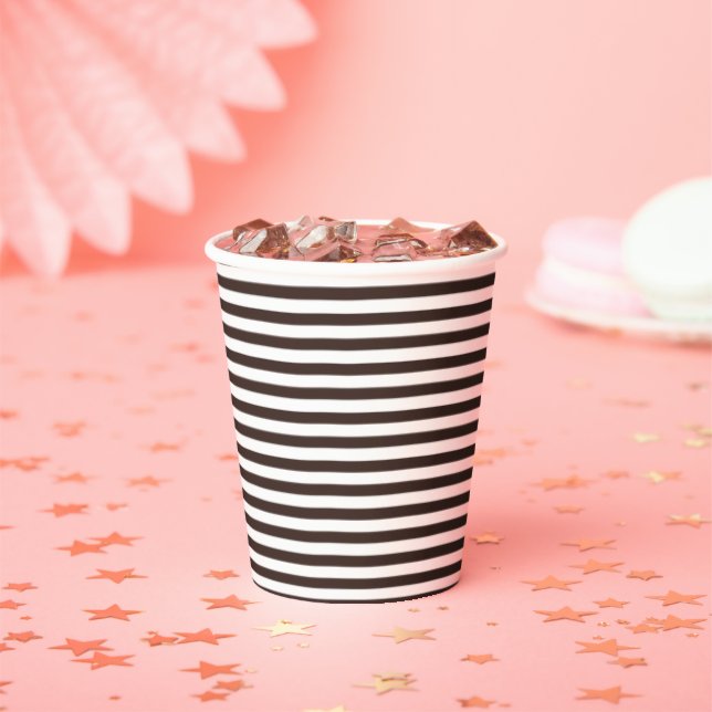 Paris Eiffel in der Liebe French Café Baby Shower Pappbecher (Insitu)