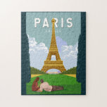 Paris Frankreich Retro Reisen Vintag<br><div class="desc">Paris Retrodesign im Stil eines Emblems. Der Eiffelturm ist ein schmiedeeiserner Gitterturm am Champ de Mars in Paris.</div>