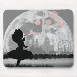 PARIS Kleine Girl Making Pink Buble Mouse Pad Mousepad
