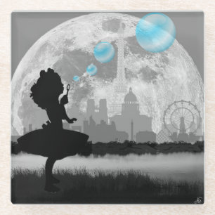 PARIS Kleines Mädchen macht blaue Bubble-Art-Unter Glasuntersetzer
