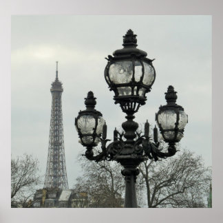 Paris Lamp Post und Eiffelturm Szene im Winter Poster