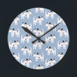 Parson Jack Russell Terrier Dog Pattern Blue Runde Wanduhr<br><div class="desc">Adorable und lebhafte kleine Jack Russell Terrier Hunde, um Sie zum Lächeln zu bringen.</div>