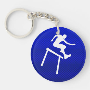 Participant à une course d'obstacles bleu