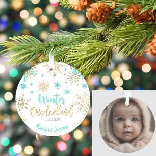 Parties scintillant de neige de l'hiver onederland