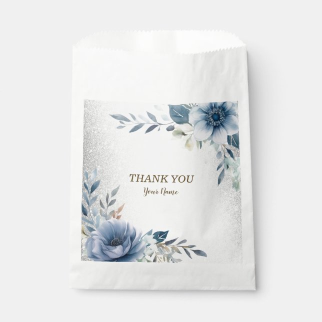 Party Dusty Blue Watercolor Blume Silber Elegant Geschenktütchen (Vorderseite)